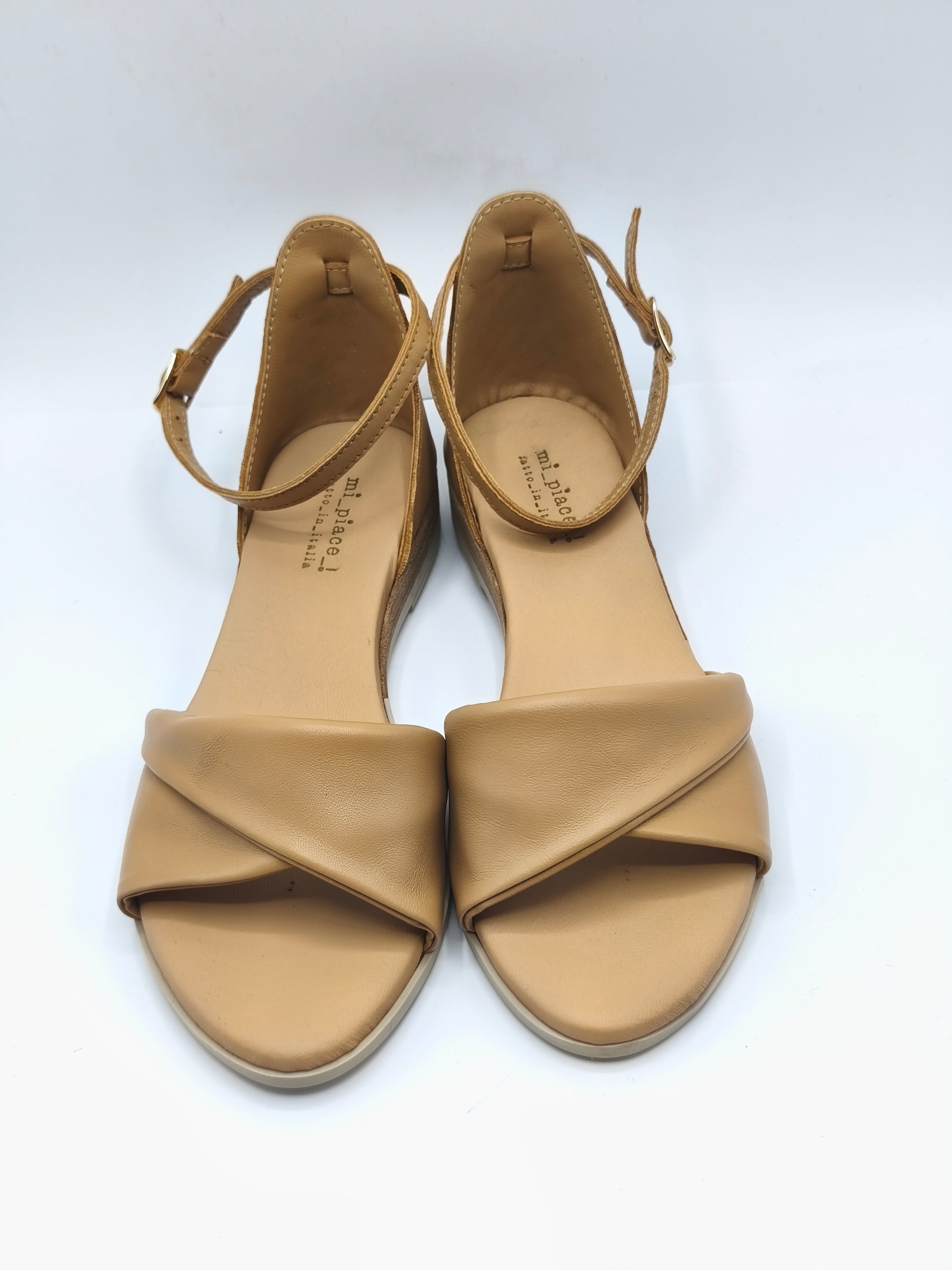 Sandali in pelle
