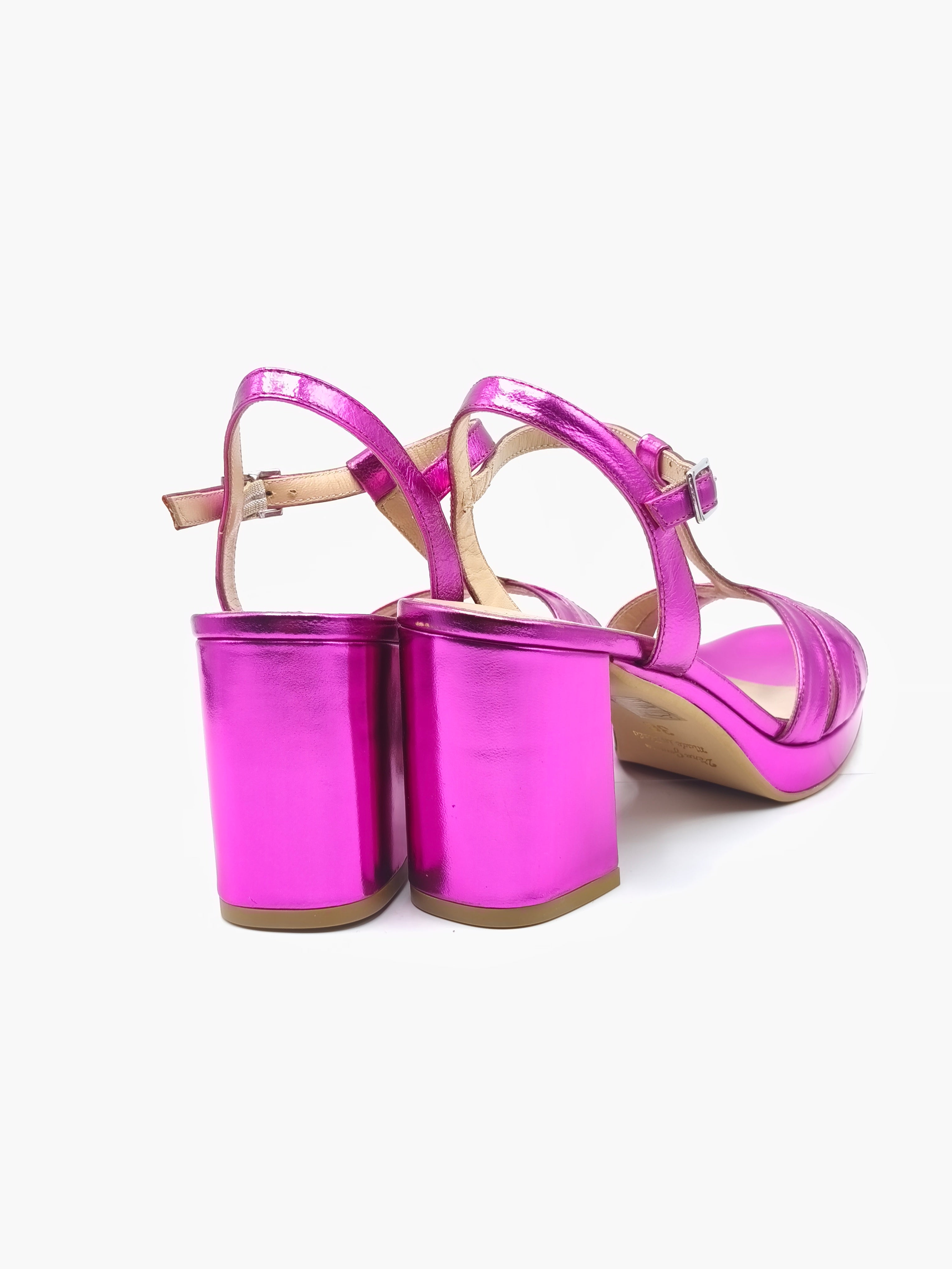 Sandali fuxia con plateau