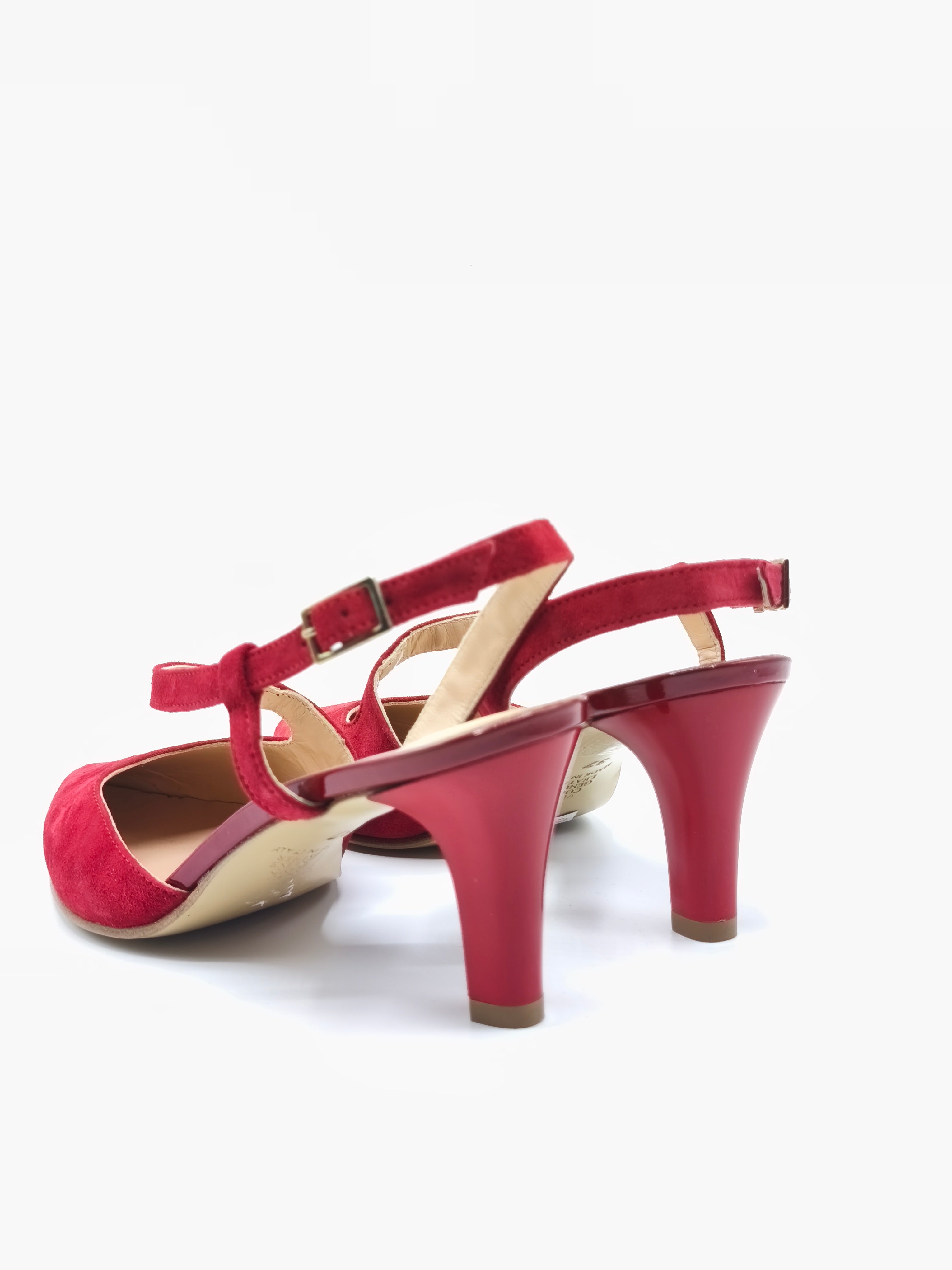 Slingback in pelle scamosciata e tacco in vernice