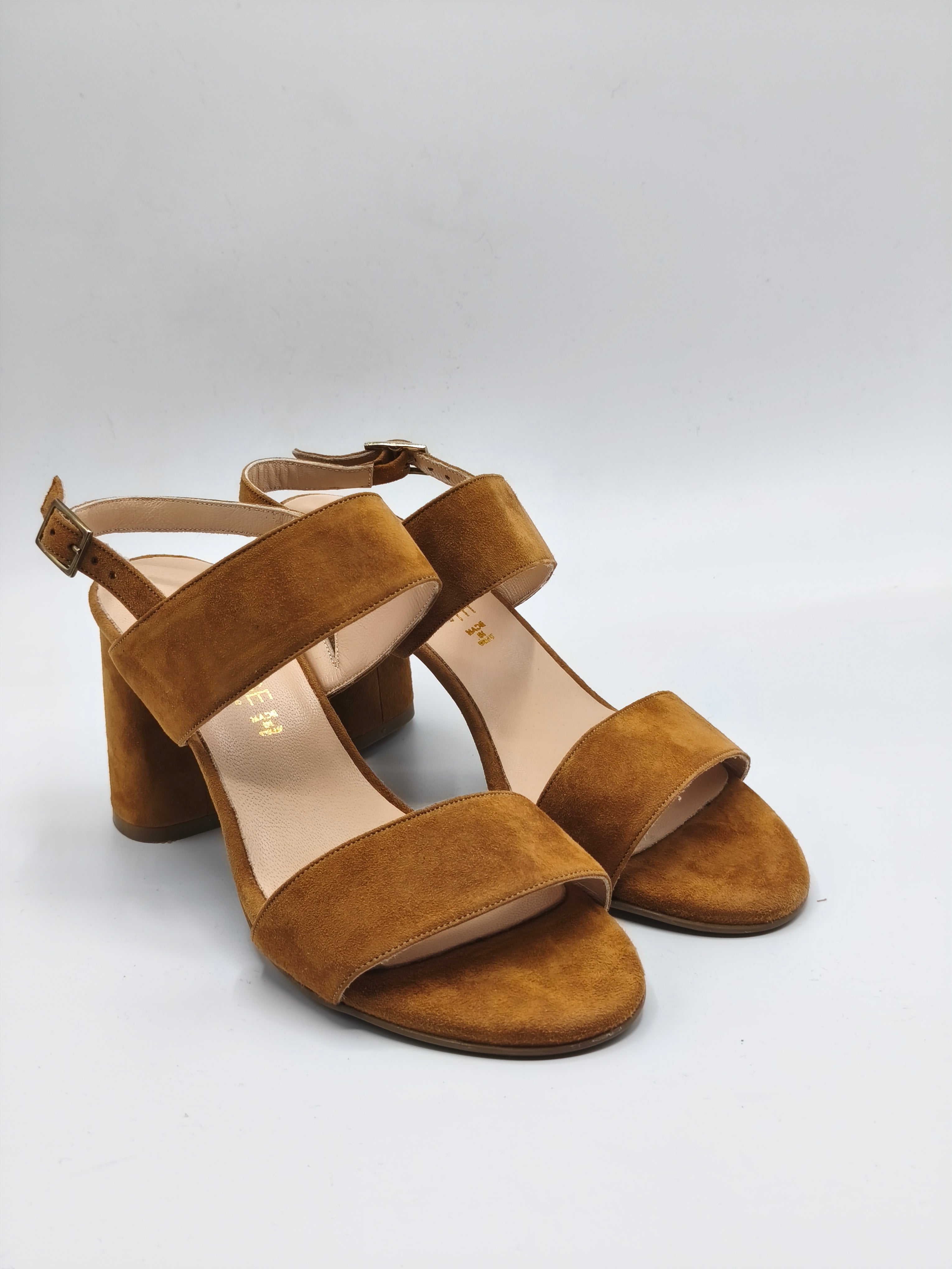 Sandali in pelle scamosciata made in italy