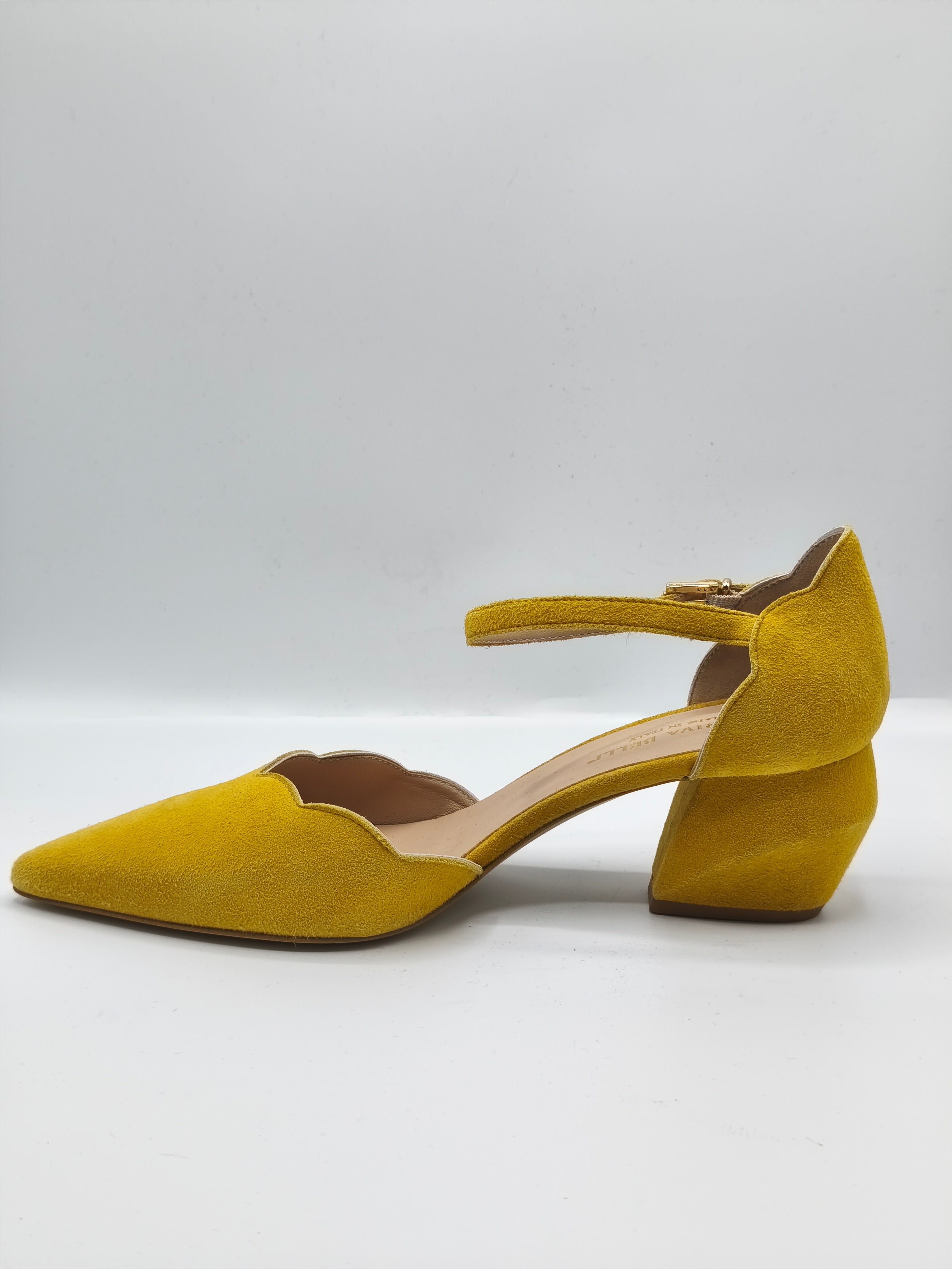 Mary Jane in pelle scamosciata – Tacco scultura 5 cm – Made in Italy