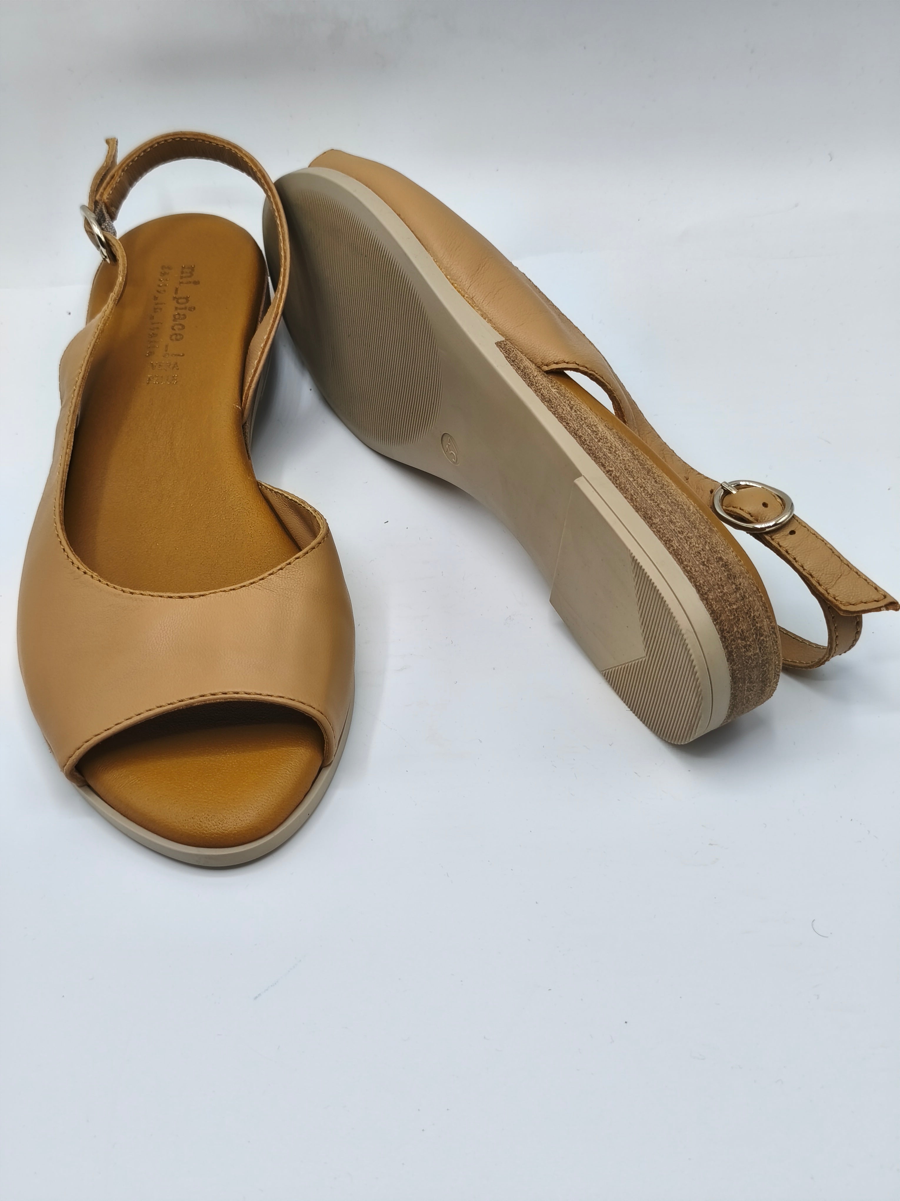 Sandali bassi in pelle