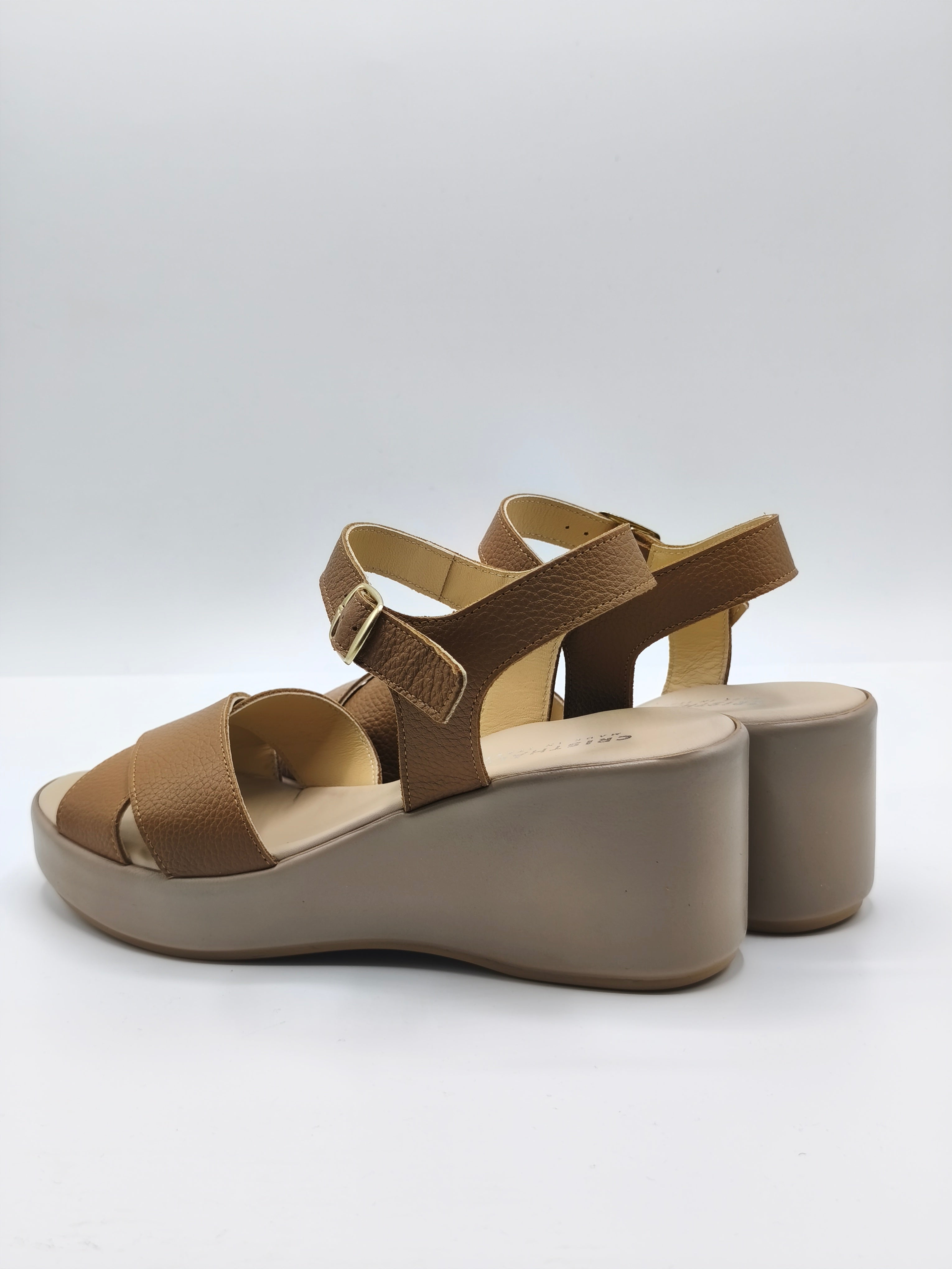 Zatteroni in pelle color cuoio