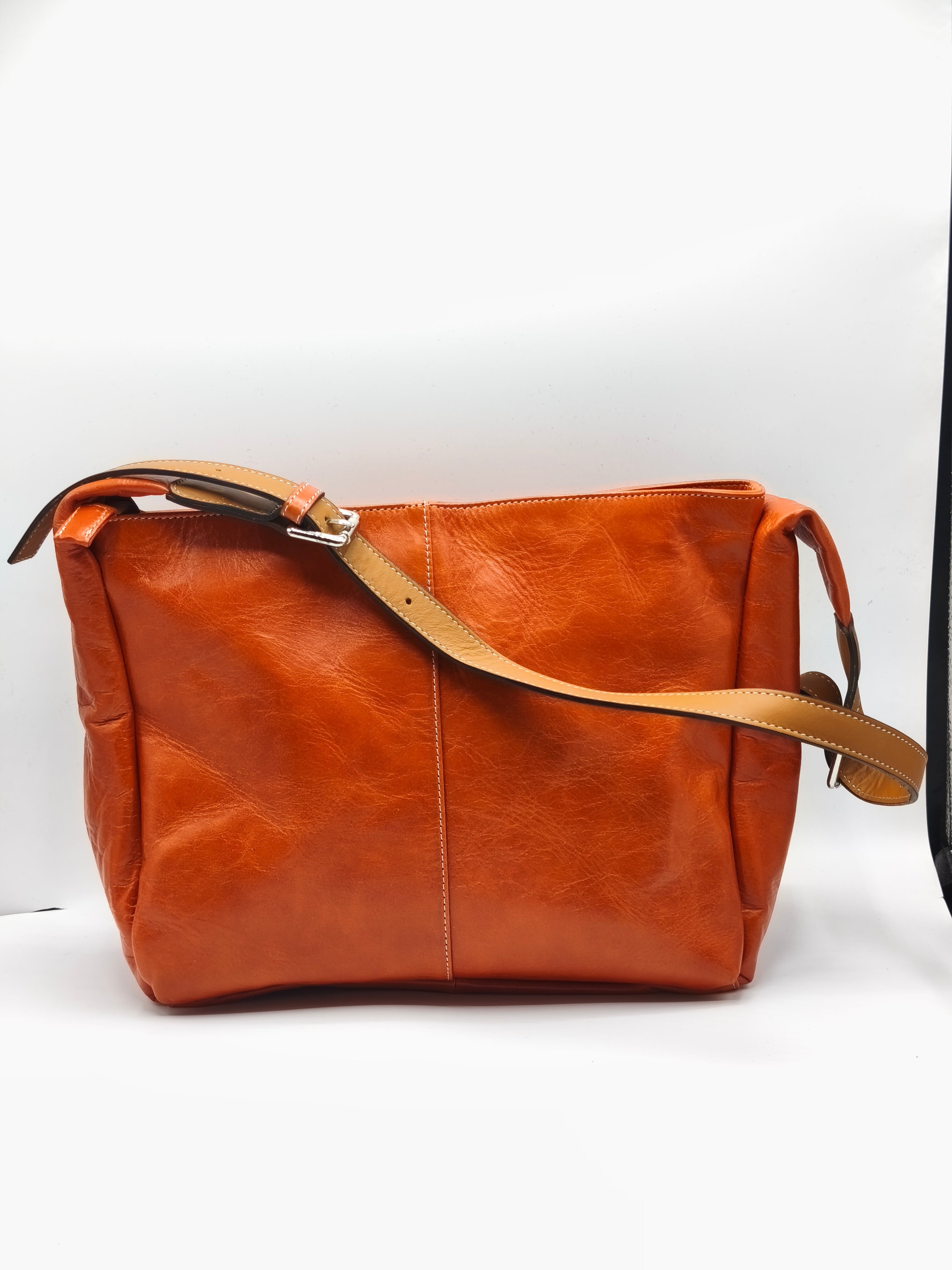 Borsa in vera pelle fattura artigianale made in italy