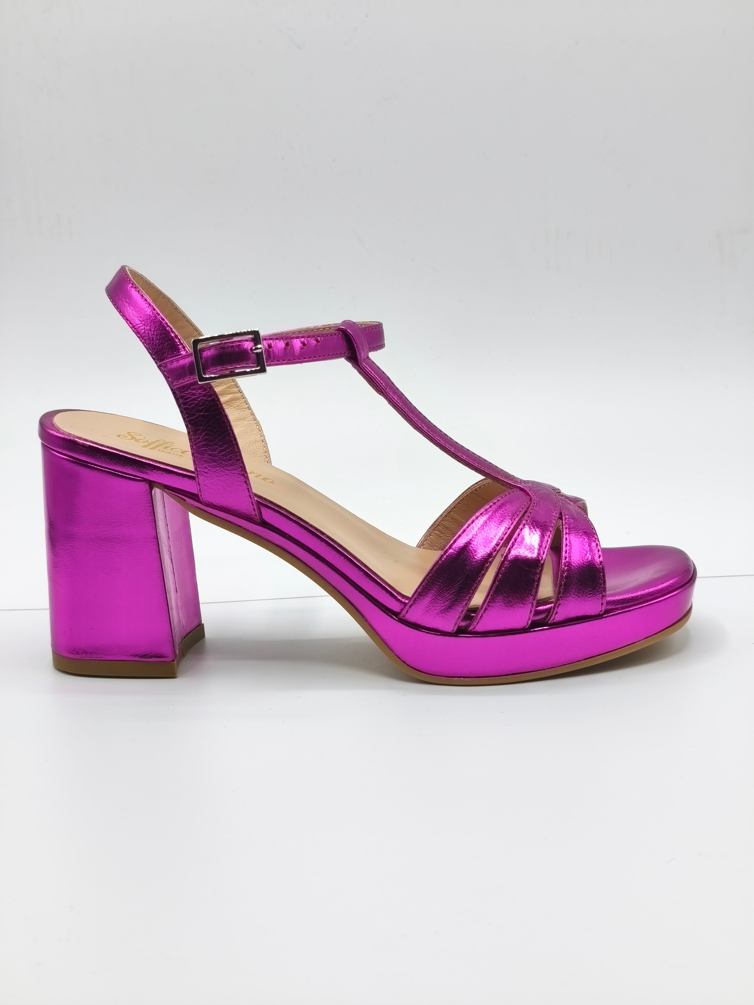 Sandali fuxia con plateau