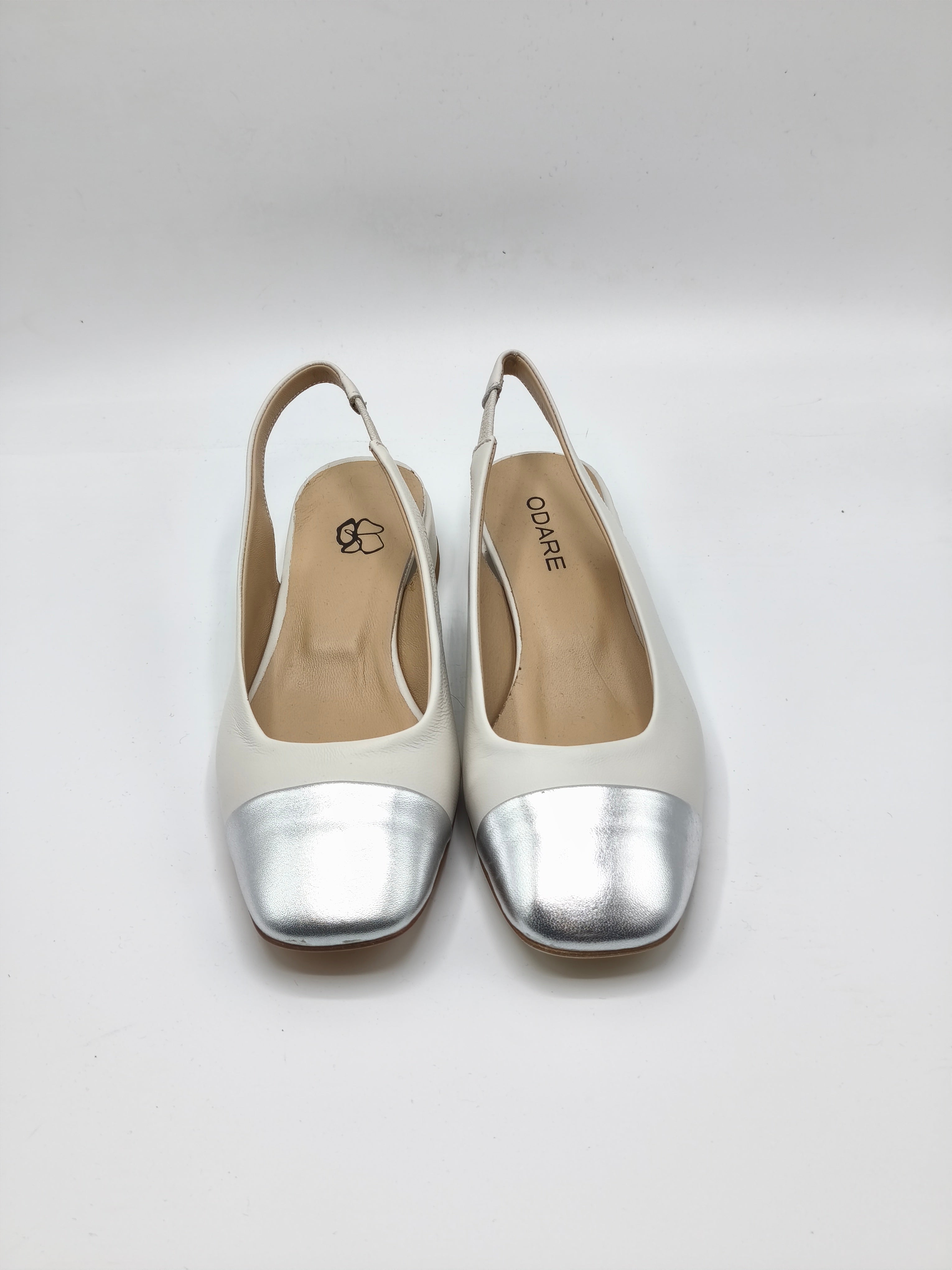 Slingback in pelle bianca/argento