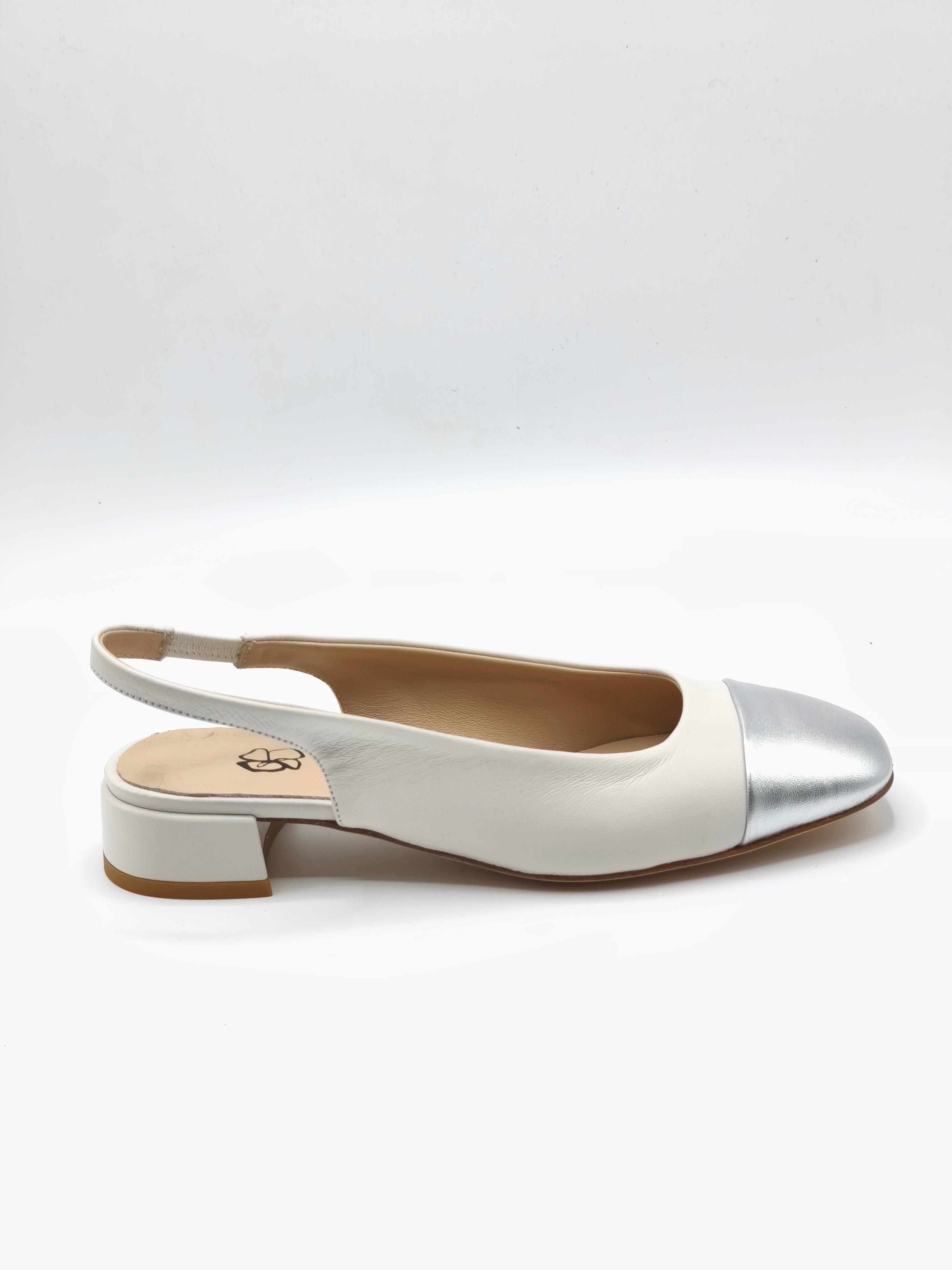 Slingback in pelle bianca/argento