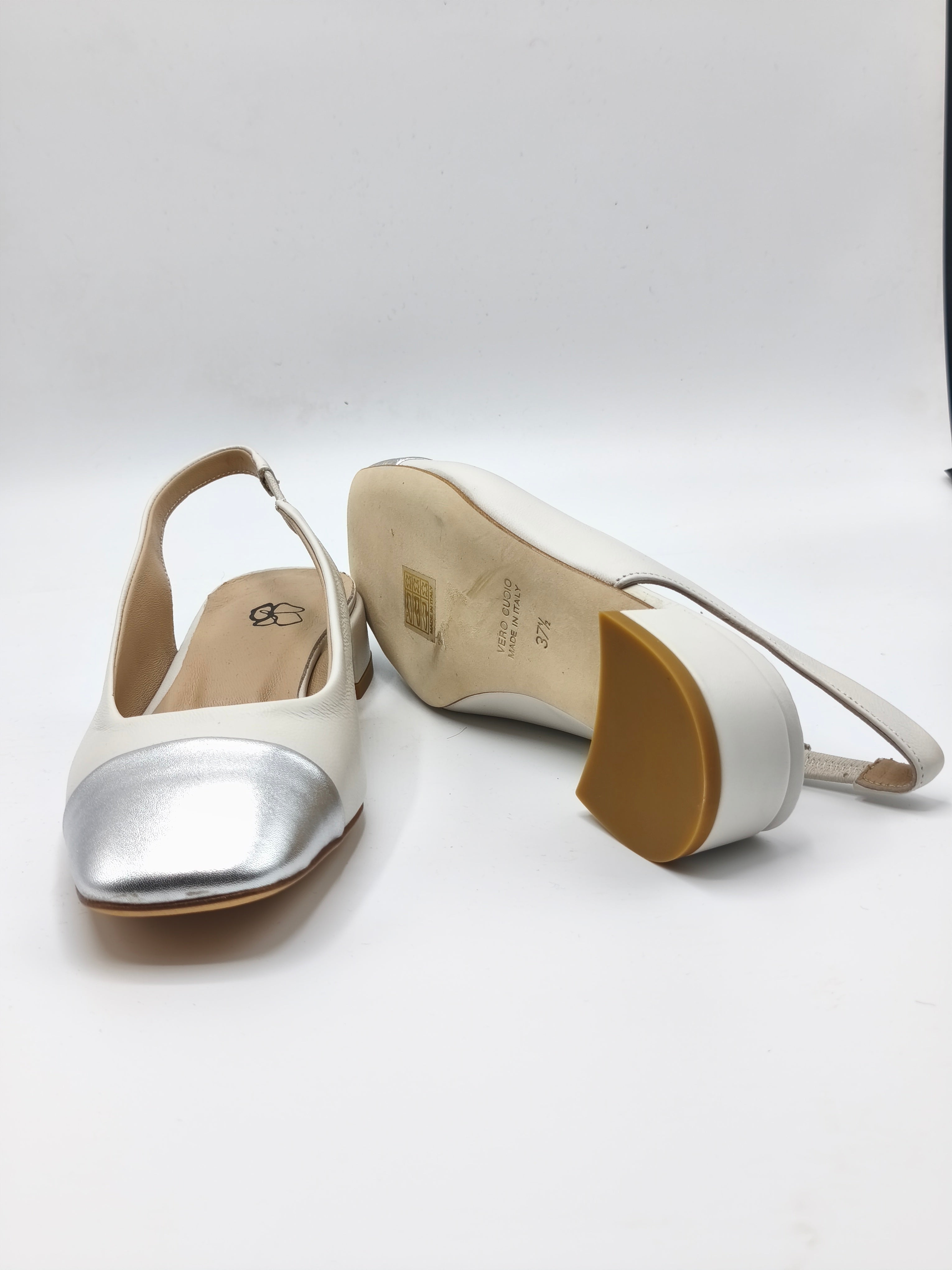 Slingback in pelle bianca/argento