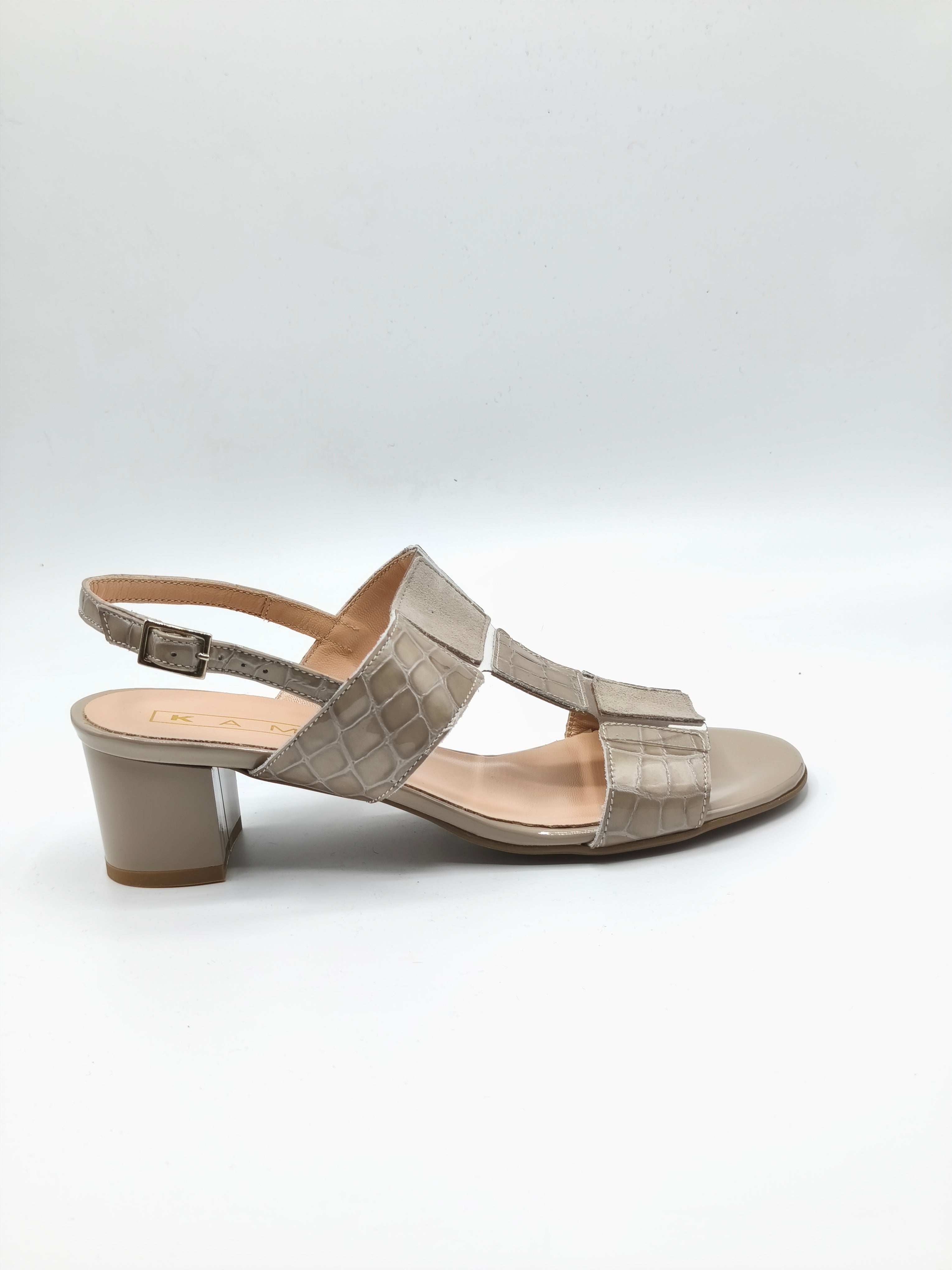 Sandali in pelle stampata