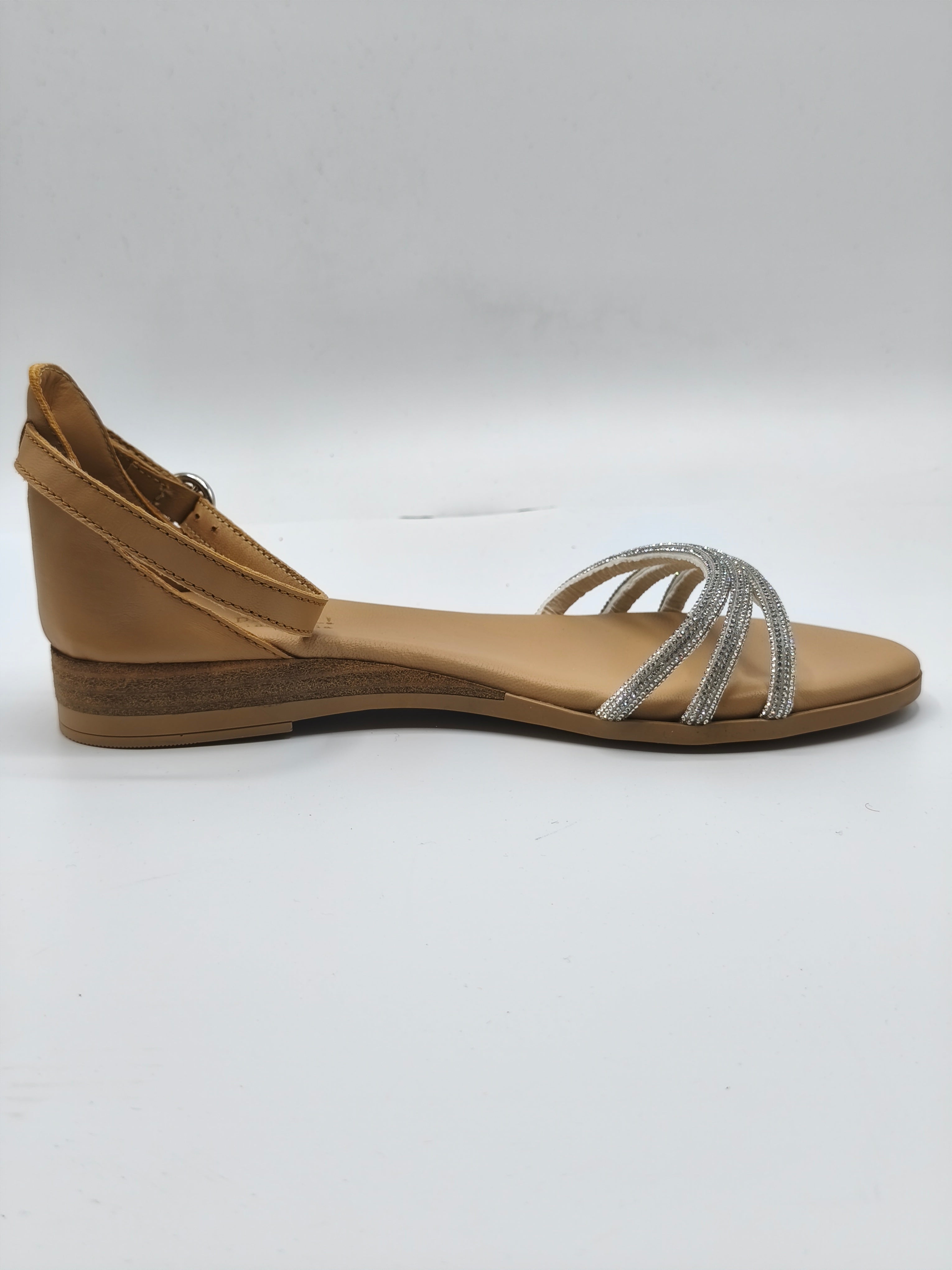 Sandali in pelle con strass