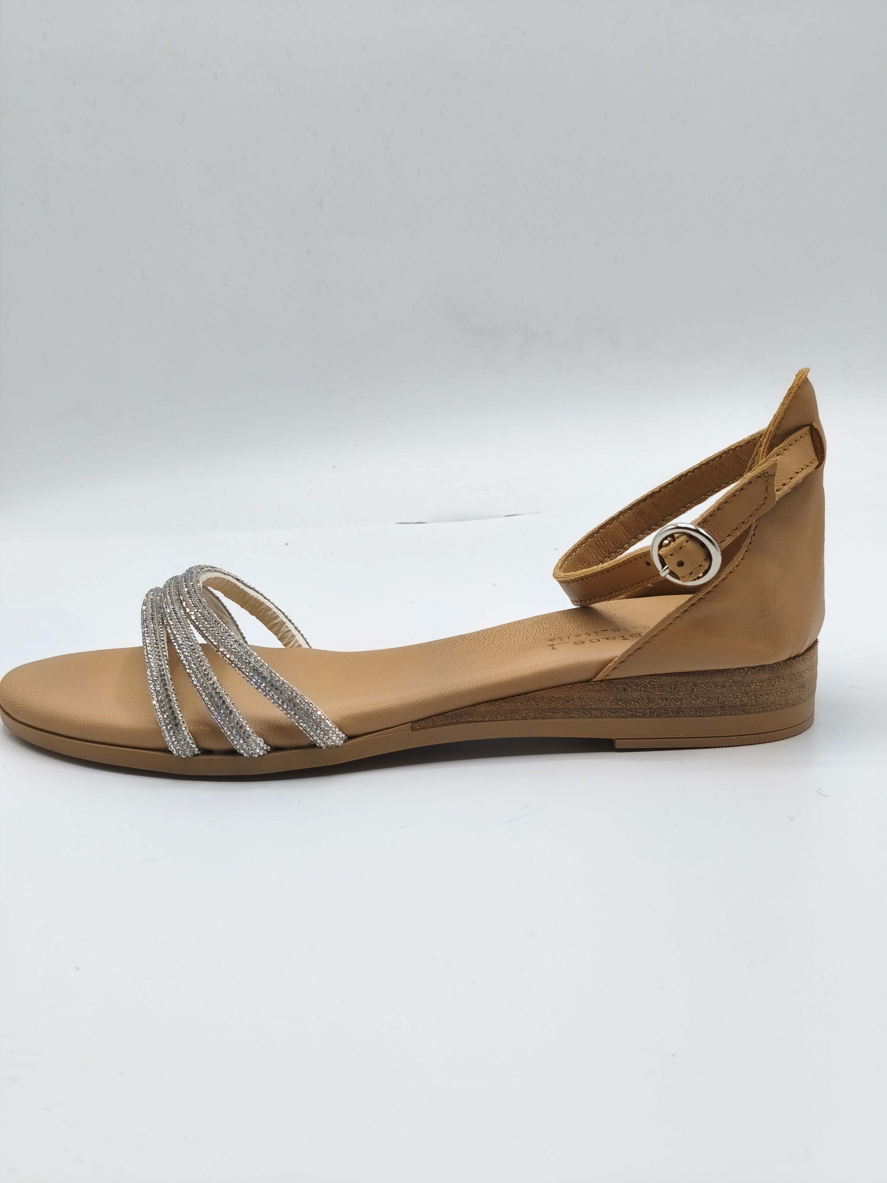 Sandali in pelle con strass